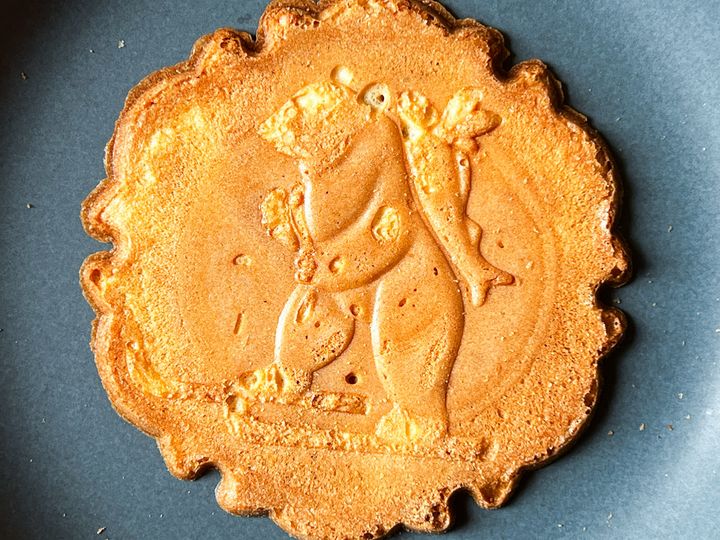 熊のレリーフがかわいい煎餅