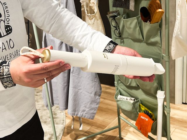 ミニハンディクリーナーになった「スリム2WAYスティッククリーナー」