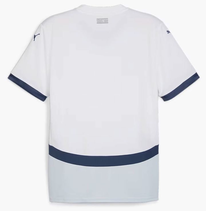 スイス代表、EURO2024に向けた新ユニフォーム発表！アウェイは「欧州でいちばん宇宙に近い駅」をデザイン