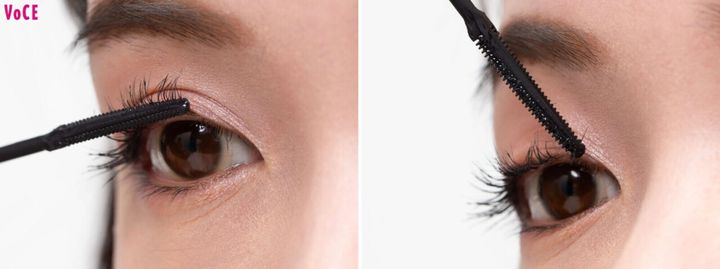 〈５〉マスカラをまつげの根元から毛先までジグザグ塗り。