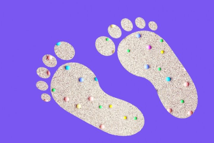 足の臭いの原因は？