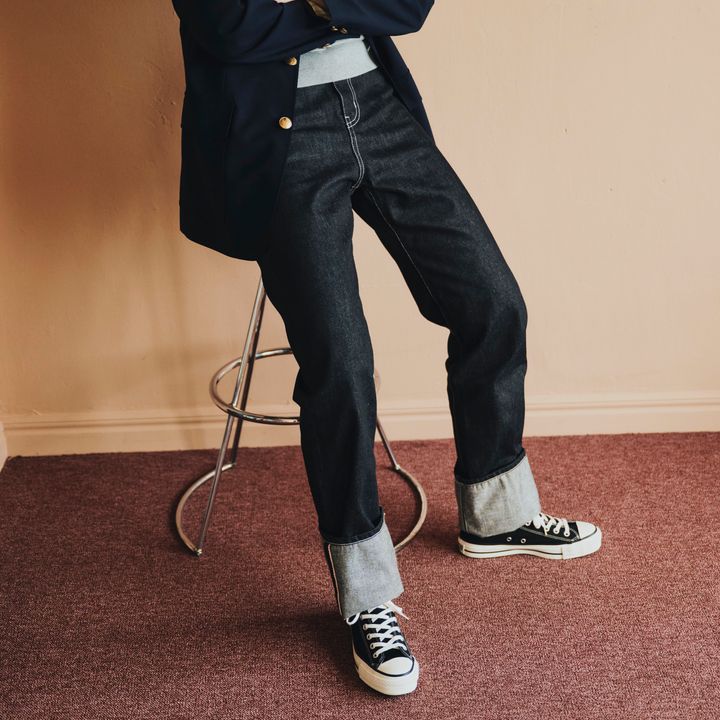 インディゴデニムを選ぶと、ジャケット×デニムスタイルのきちんと感をキープできる【マイスタンダードブック】