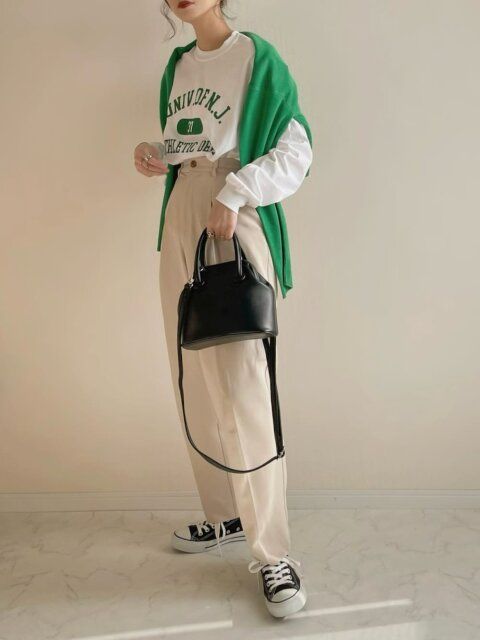 春のカーディガンコーデ