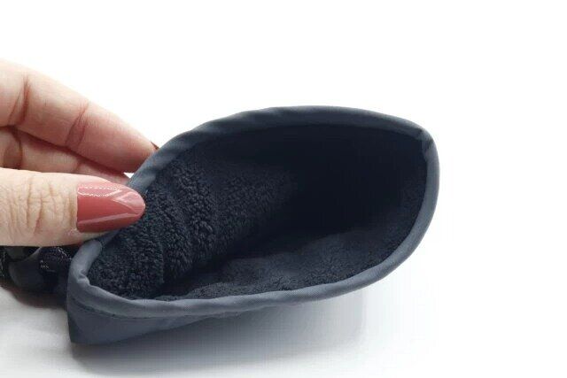 スリーコインズの傘シュシュの素材