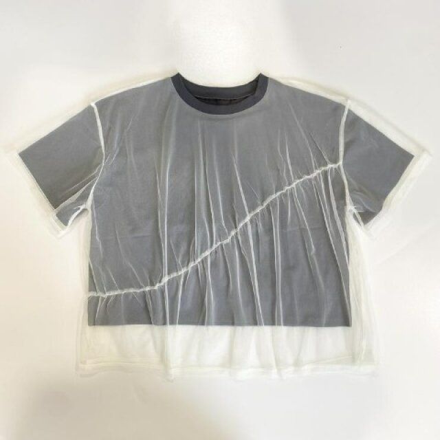 しまむらの新作コラボトップス