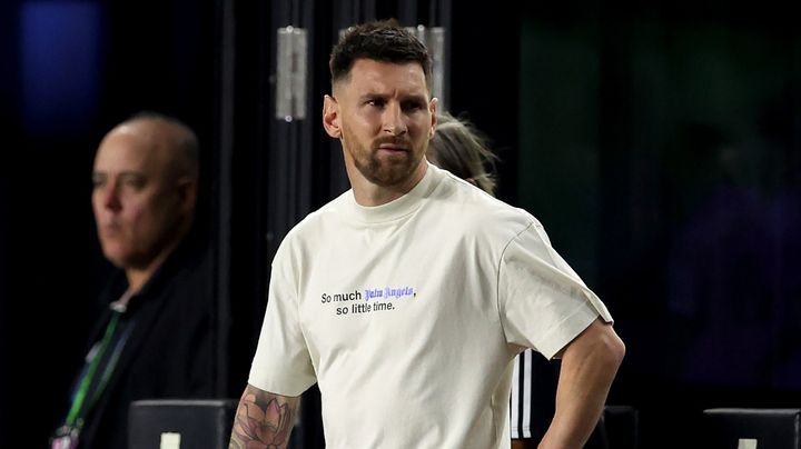 悪魔の顔とメッシを揶揄したアルゼンチン人の相手コーチ、炎上で謝罪するも謝罪せず？