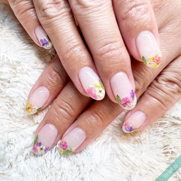 Marcelinaが投稿したネイルデザイン [photoid:I0112877] via Itnail Design (731241)