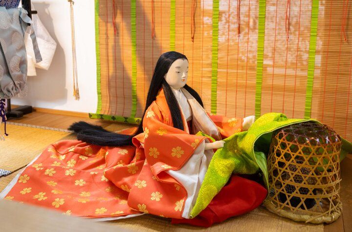 きらびやかな源氏物語の世界が広がる、京都・西本願寺前の「風俗博物館」