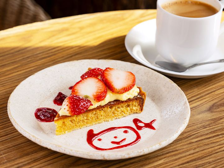 武蔵小杉『64Cafe＋Ranai』の「気まぐれタルト」と「コーヒー」