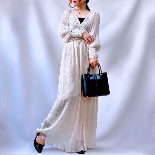 シアーワンピースコーデ