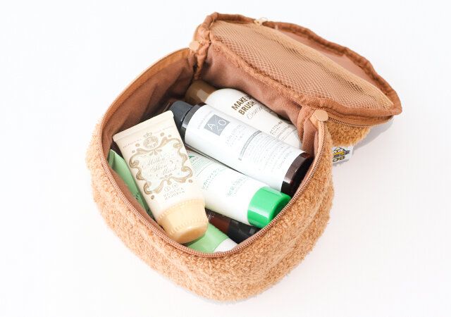 MINIONS［ミニオン］ティム ぬいぐるみフェイスポーチは仕切りの取り外しが可能