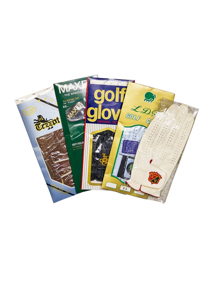 ゴルフ用グローブのパッケージ