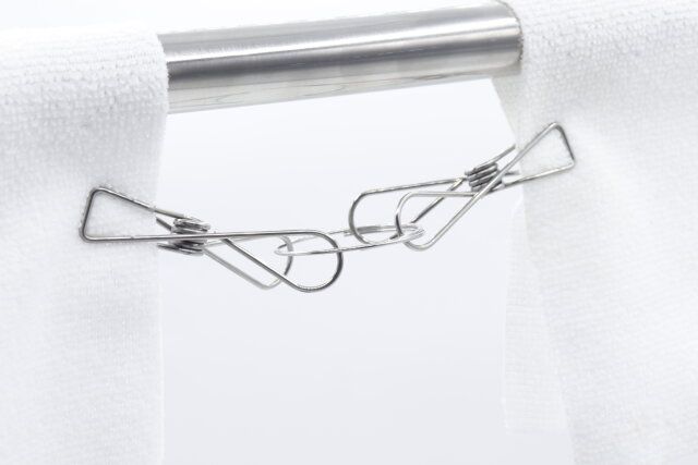 セリアのステンレスダブルピンチ 2Pを使用した様子