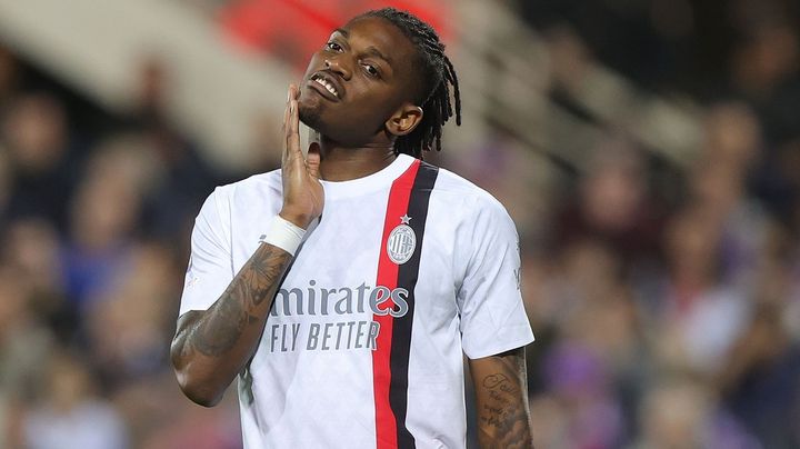 「自分では天才だと思ってるが、フィジカルが強い並の選手」カッサーノから批判されたミランFWレオン、絵文字で反論