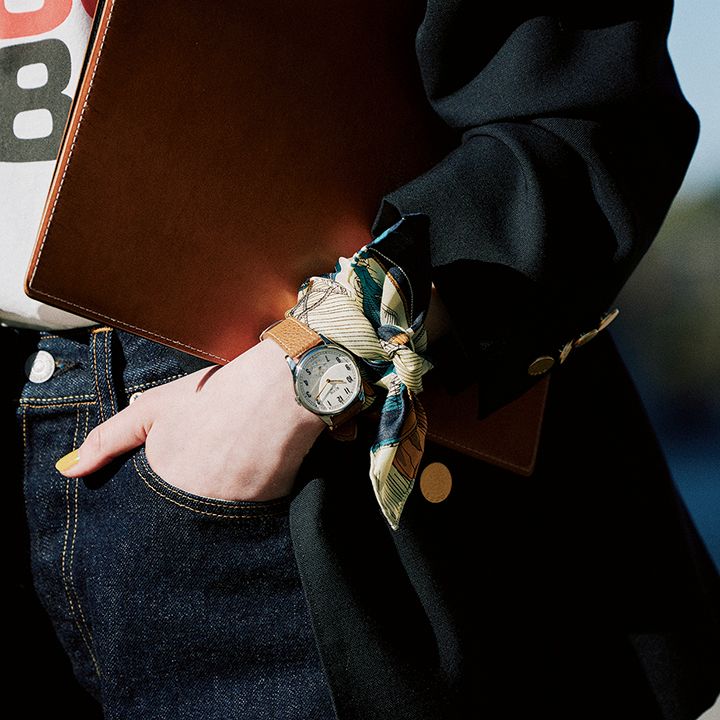 オンオフ使えて超便利！上品な腕時計とアクセサリーの組み合わせ10選