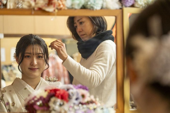 数タイプから選べる髪飾り