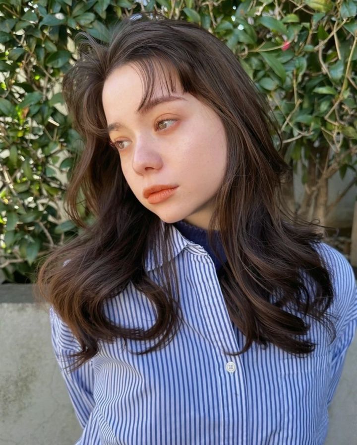 ミディアム ヘア 髪型 ヘアスタイル 前髪なし ヘアカラー