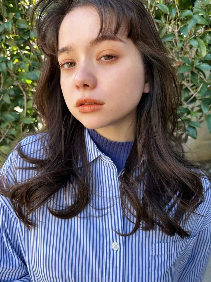 ミディアム ヘア 髪型 ヘアスタイル 前髪なし ヘアカラー