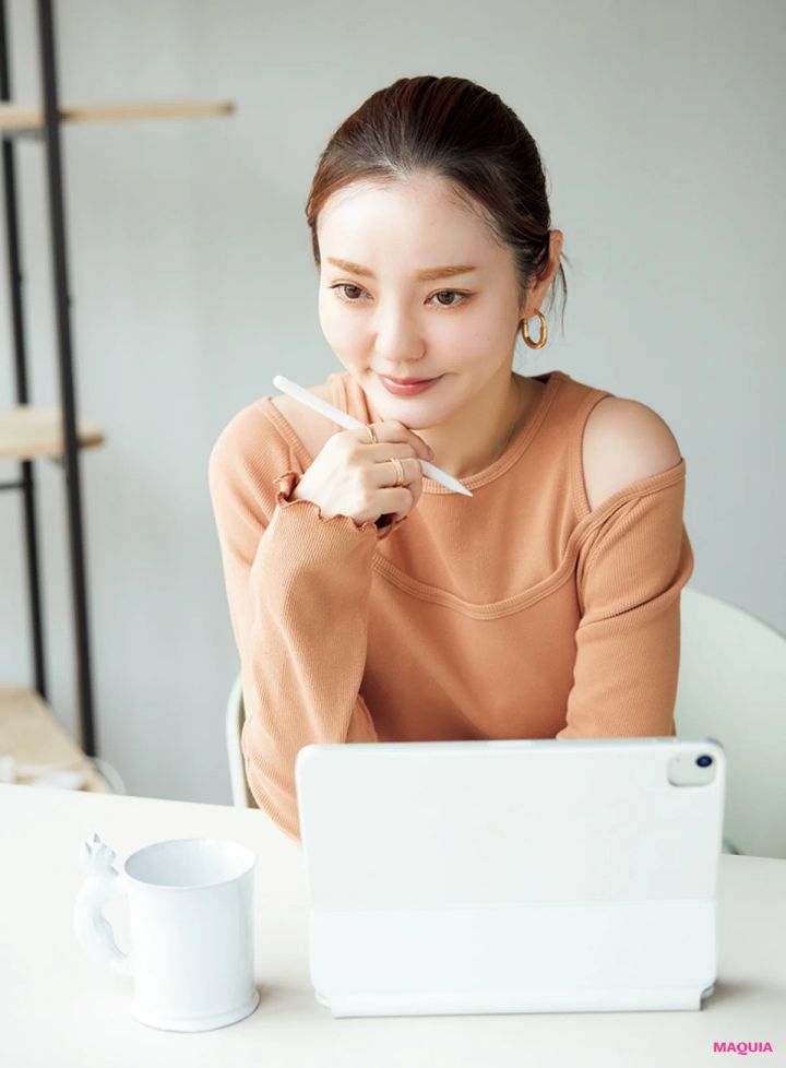 美容のお仕事現場を拝見。美容系インフルエンサーから「ファチュイテ」ディレクターに【藤井明子さん】_3