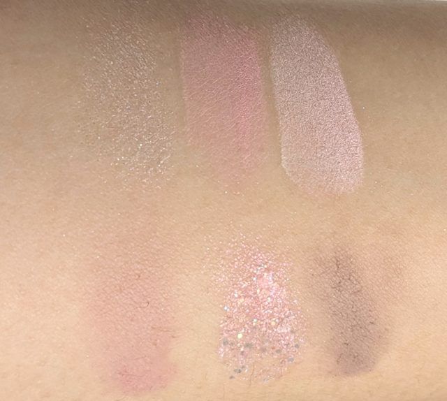 BLESSED MOONの写真