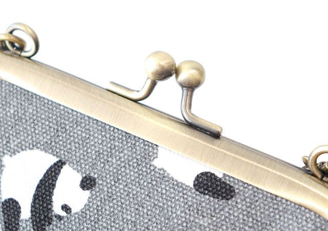 宝島社のパンダ柄スマホショルダームック付録レビュー