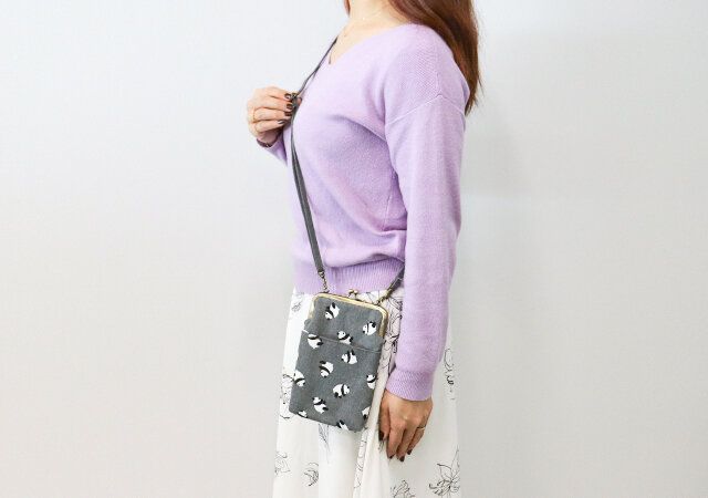 宝島社のパンダ柄スマホショルダームック付録レビュー