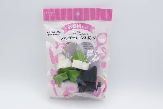 セリアの LJ お徳用 ファンデーションスポンジ セット Jのパッケージ