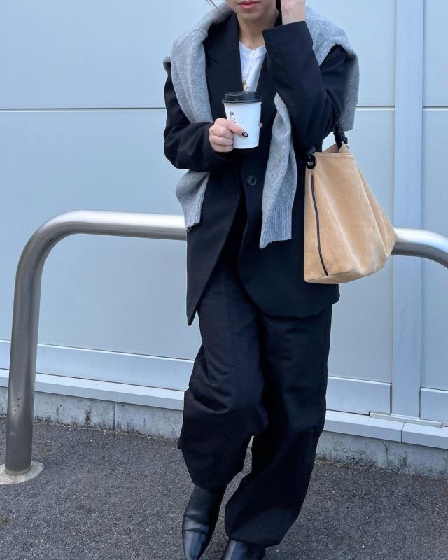 GU「ウォッシャブルテーラーコーデの女性1」