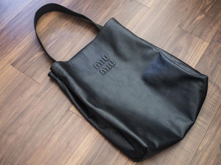 画像: 【ミュウミュウ】のバッグ／本人私物 出典：ftn