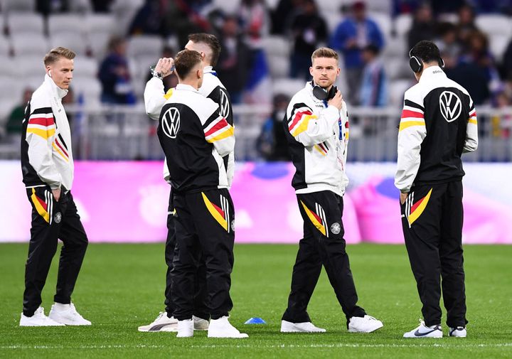 ドイツ、スペイン、アルゼンチン！代表戦の「ピッチチェック」で着たadidasウェアはこれ