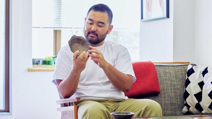 ドレスデザイナー、美術作家・小泉智貴