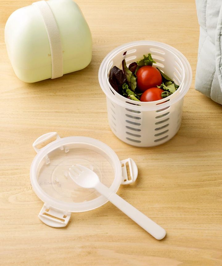 画像1: 出典：3COINS