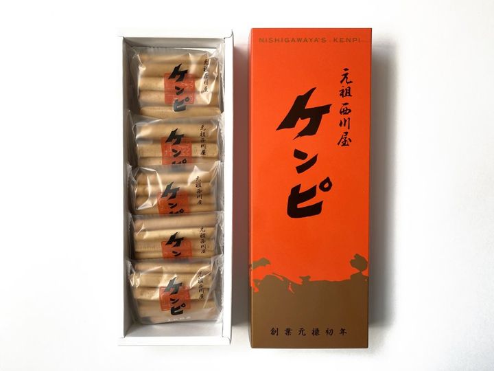 創業元禄初年！日本で一番カタイ老舗のお菓子！？西川屋の「ケンピ」【旅するデザイナーがおすすめする旅先でのお土産たち！】