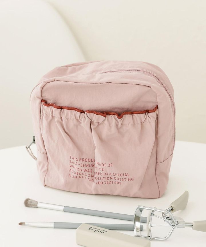 画像1: 出典：3COINS