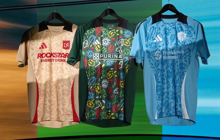 メッシ、吉田麻也も着る！MLSが「アースデイ」ジャージを発表 “ボタニカル柄”で環境問題を訴える