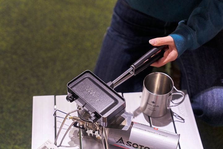 「LOGOS」ホットサンドパン（ハーフ）4250円