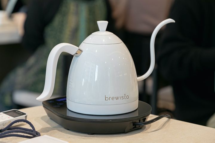 コーヒーのハンドドリップには口の細いドリップポットがおすすめ