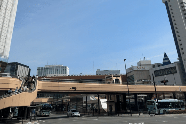 東北のターミナル駅の近く