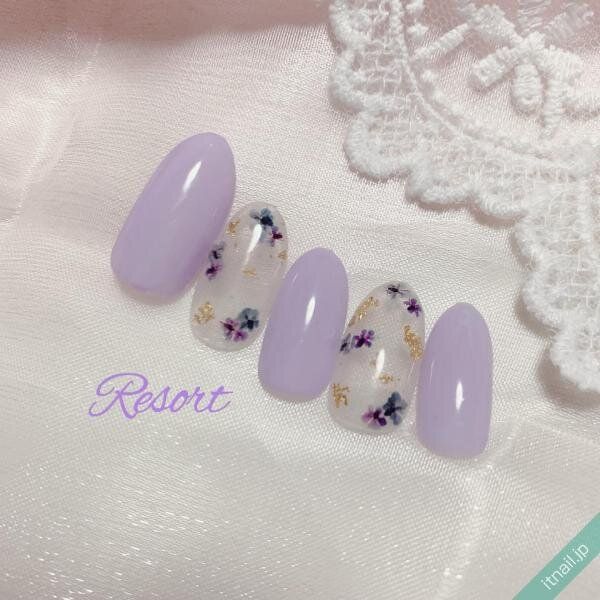 ネイルサロンResortが投稿したネイルデザイン [photoid:I0112319] via Itnail Design (731328)