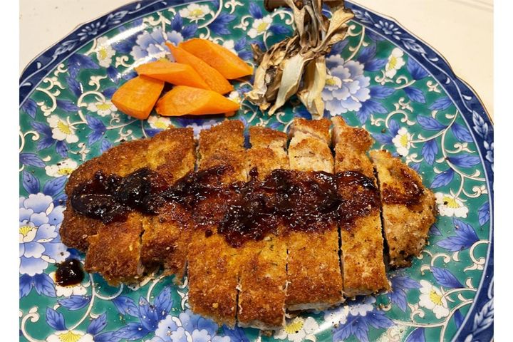 バターでジュンジュワ〜カツレツ