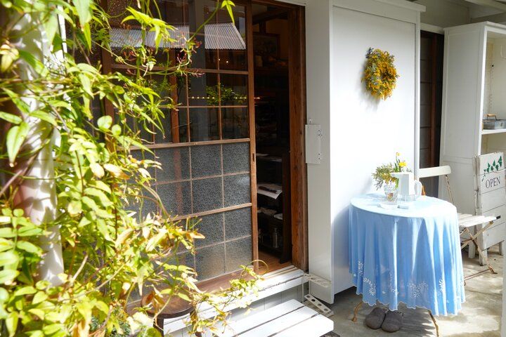 古都鎌倉でふれる英国アンティークの魅力♪素敵なティーセットに心ときめく「フローラル アンティークス」