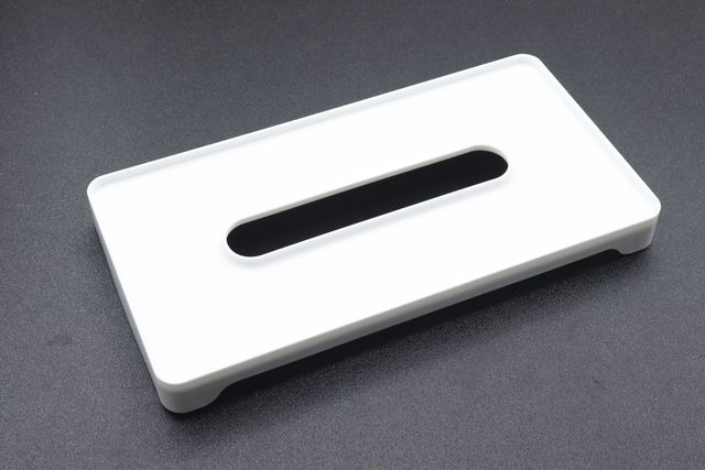 セリアのティッシュBOXの小物トレイ