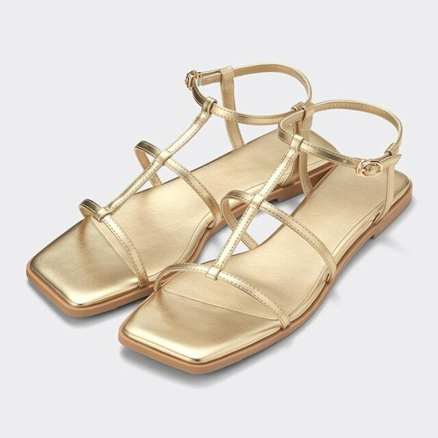 2024年春のGUレディースサンダル