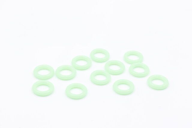 100均ダイソーのアウトドアグッズペグ用蓄光リング