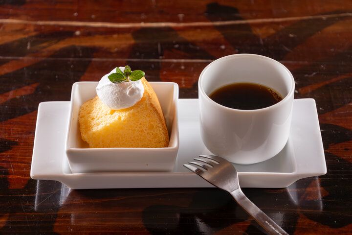 手打ちの常陸秋そばと日本酒に舌鼓♪ 茨城老舗酒蔵が営む「蔵＋蕎麦 な嘉屋」