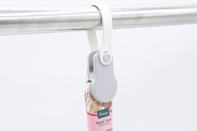 ダイソーのマルチタオルクリップ（グレー）はチューブ収納にも使える