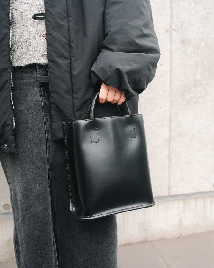 春の“スカート”スタイル5選。お洒落上級者の遊び心溢れる着こなしに注目【TOKYO SNAP】