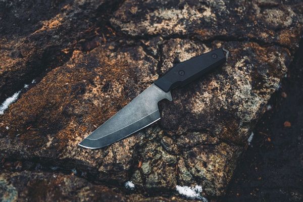 「かっこよすぎる」持ち運びにも超便利！キャンプで役に立つナイフが優秀すぎた…！