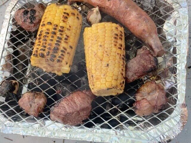 ダイソーのバーベキューが簡単のできるインスタントコンロ