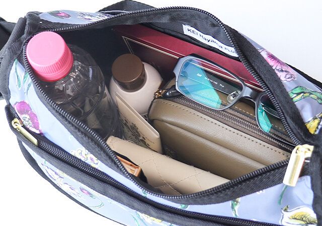 宝島社のブランドムック花柄ショルダーバッグ付録をレビュー